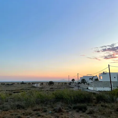 Aura Seaside Afrathias Tatil Evi